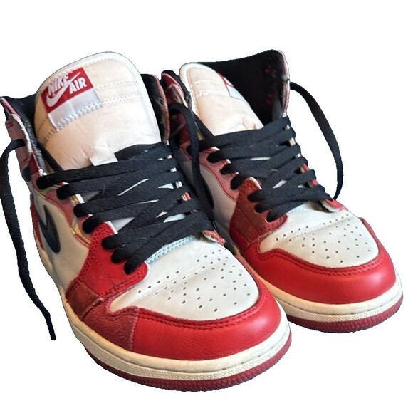 Jordan 1 Retro OG x Marvel High Next Chapter Size 7 Men's - Picture 2 of 13